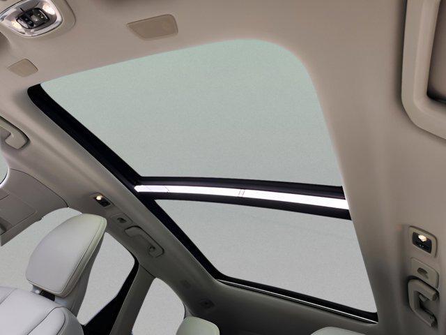 used 2020 Volvo XC60 Recharge Plug-In Hybrid car, priced at $22,500