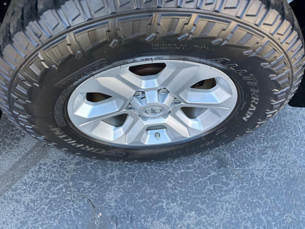 used 2015 Toyota 4Runner car, priced at $25,900