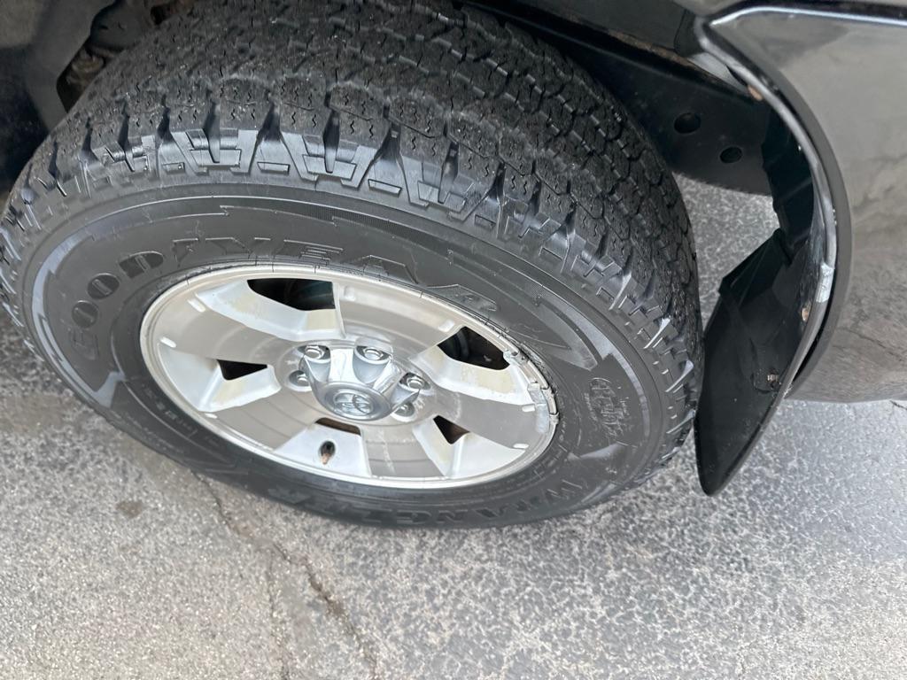 used 2006 Toyota 4Runner car, priced at $10,900