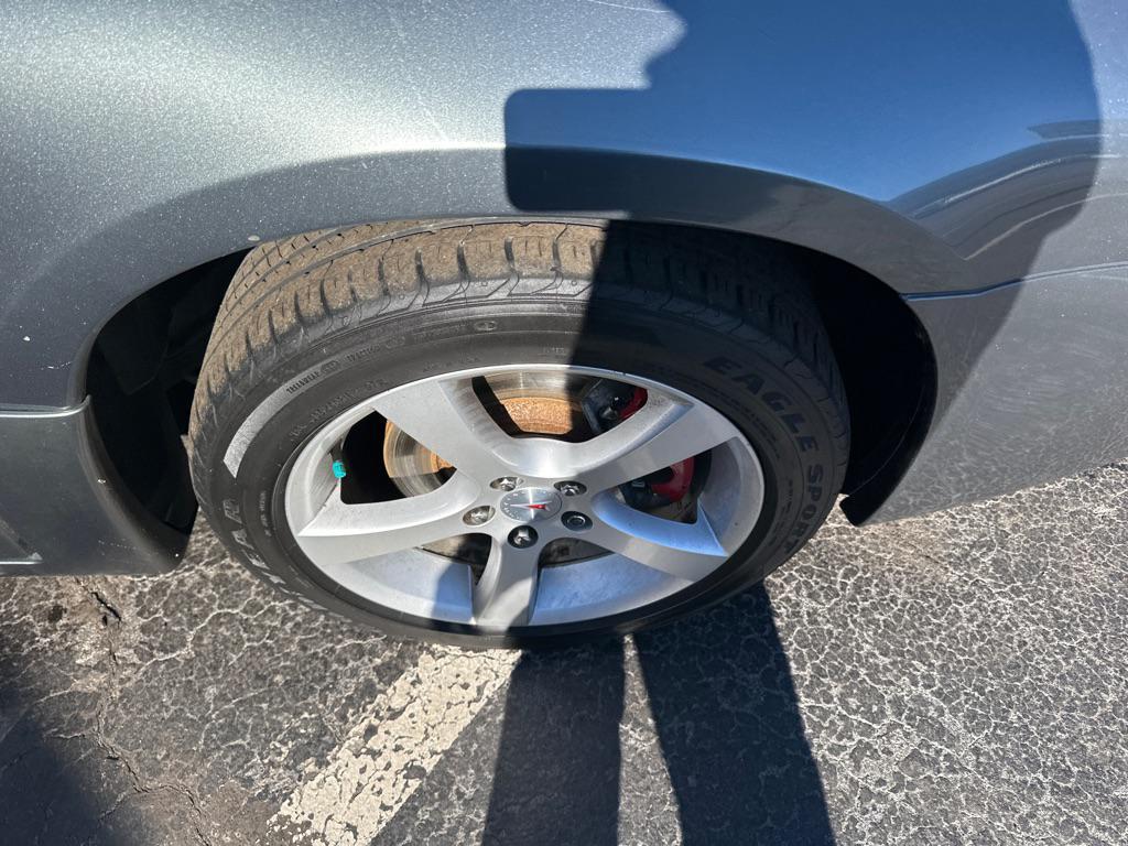 used 2005 Pontiac Bonneville car, priced at $6,900