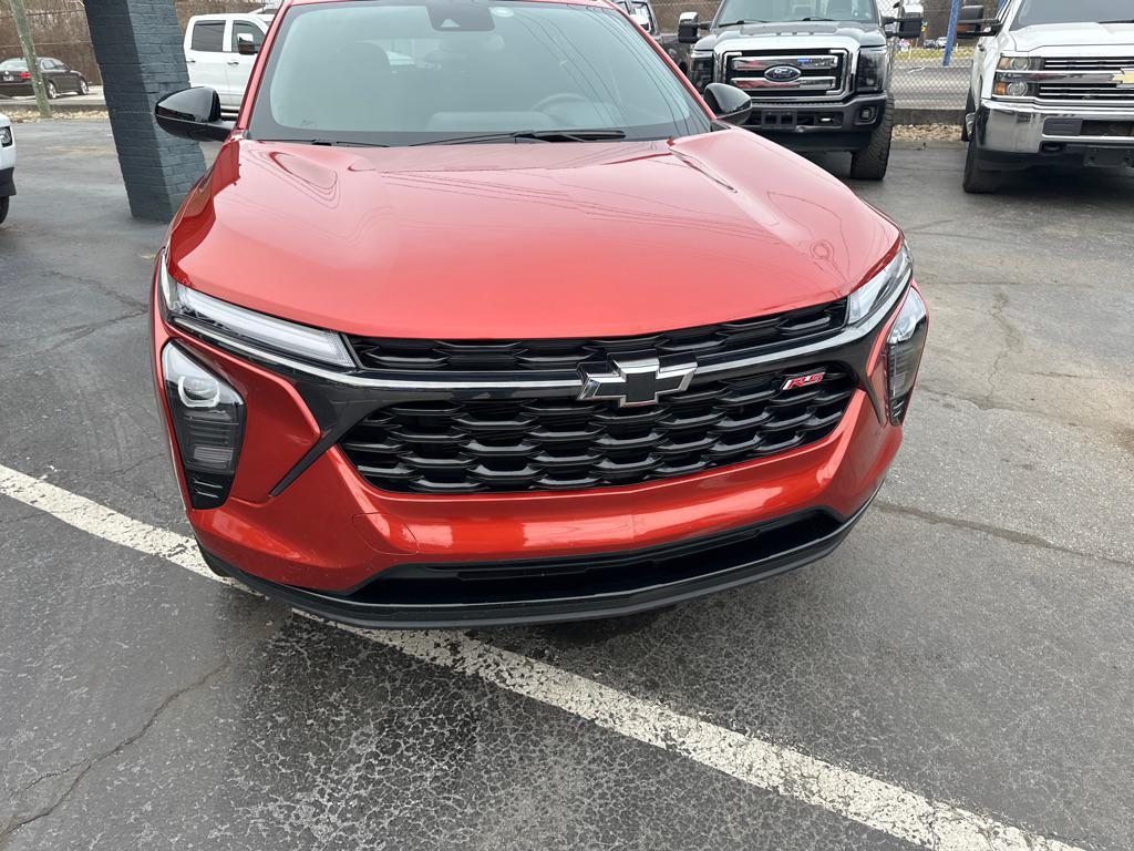 used 2024 Chevrolet Trax car, priced at $20,900