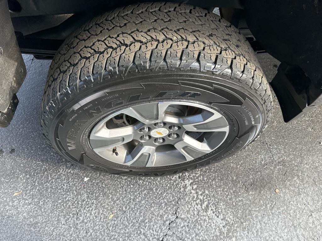 used 2015 Chevrolet Colorado car, priced at $11,900