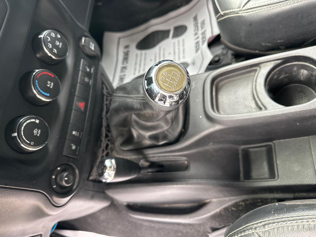 used 2013 Jeep Wrangler Unlimited car, priced at $13,500