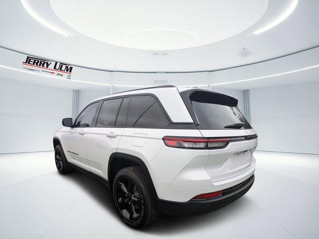 new 2025 Jeep Grand Cherokee car, priced at $35,025