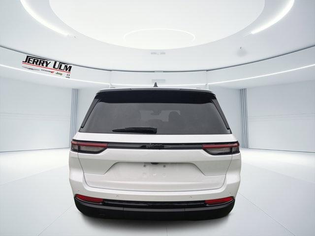 new 2025 Jeep Grand Cherokee car, priced at $35,025