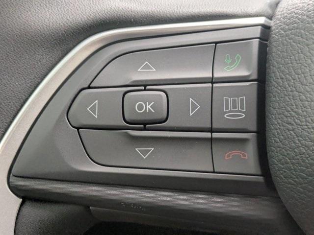 new 2025 Jeep Grand Cherokee car, priced at $35,025