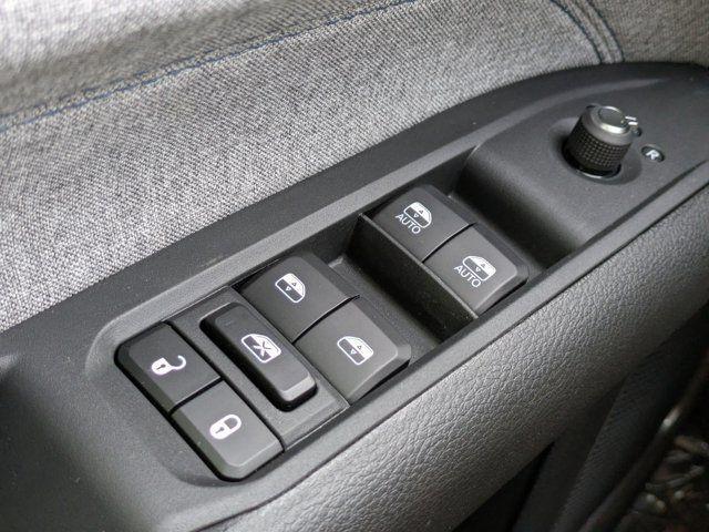 new 2026 Jeep Compass car, priced at $22,990