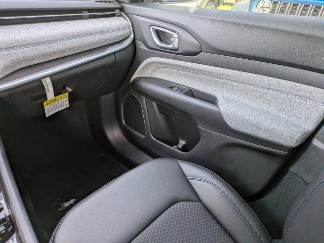 new 2026 Jeep Compass car, priced at $22,990