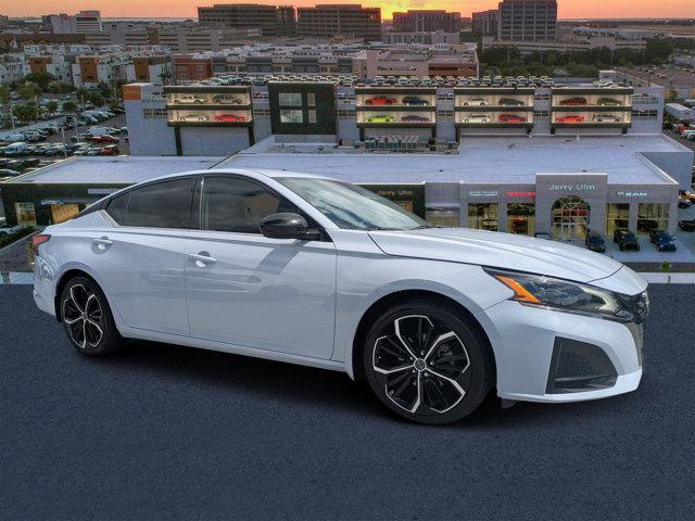 used 2023 Nissan Altima car, priced at $17,326