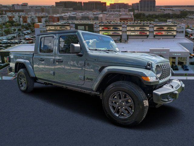 new 2025 Jeep Gladiator car, priced at $35,130