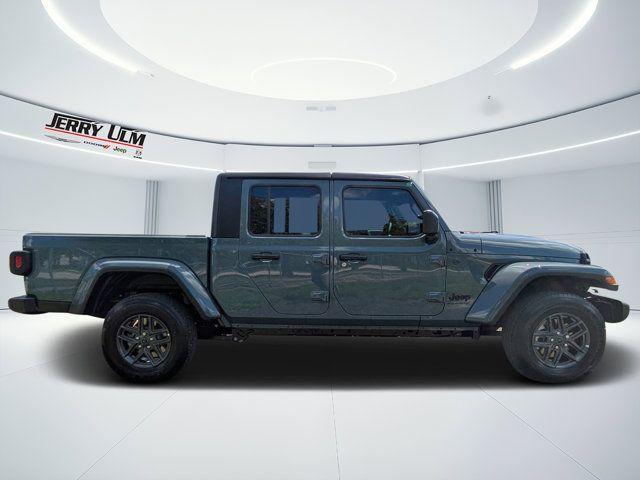 new 2025 Jeep Gladiator car, priced at $35,130