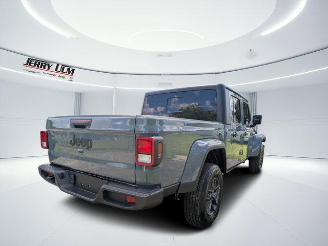 new 2025 Jeep Gladiator car, priced at $38,130