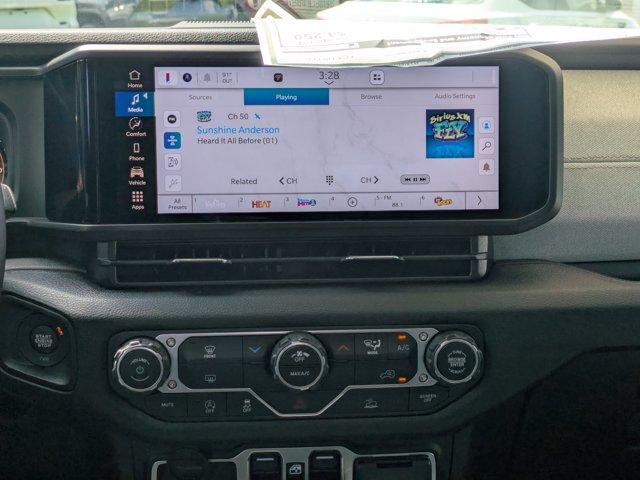 new 2025 Jeep Gladiator car, priced at $38,130