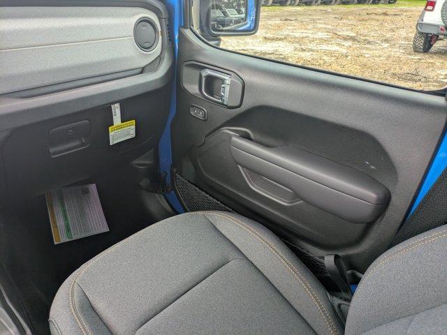 new 2025 Jeep Wrangler car, priced at $37,880