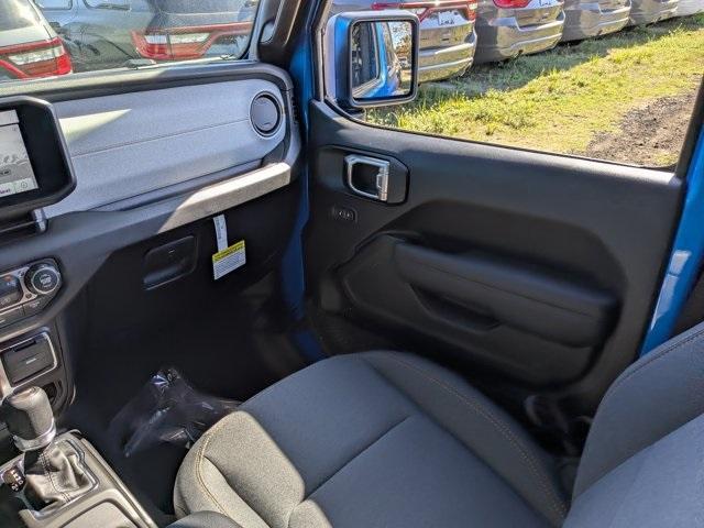 new 2026 Jeep Wrangler car, priced at $40,040