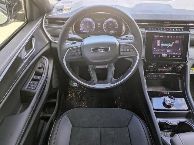 new 2025 Jeep Grand Cherokee car, priced at $38,030