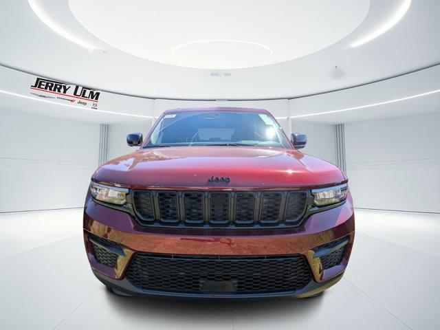 new 2025 Jeep Grand Cherokee car, priced at $37,620