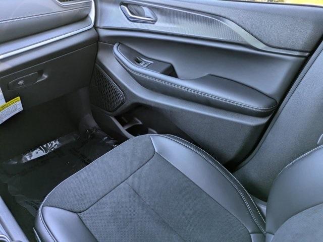 new 2025 Jeep Grand Cherokee car, priced at $37,620