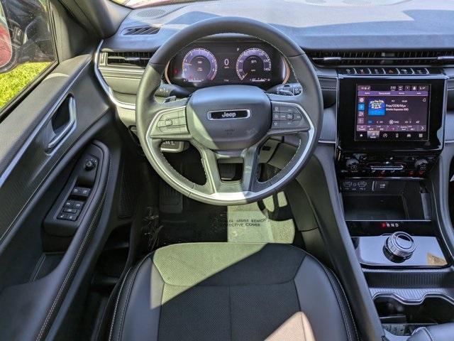 new 2025 Jeep Grand Cherokee car, priced at $37,620