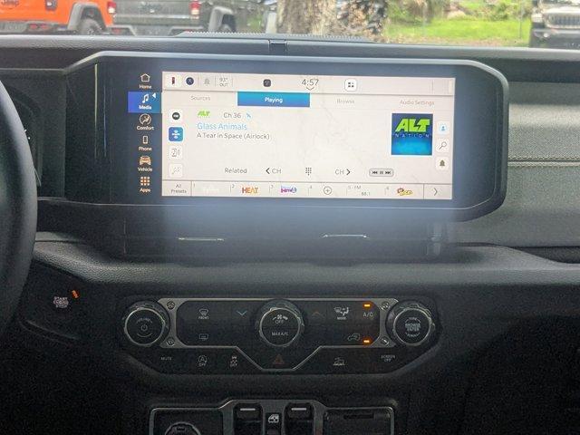 new 2025 Jeep Gladiator car, priced at $36,630