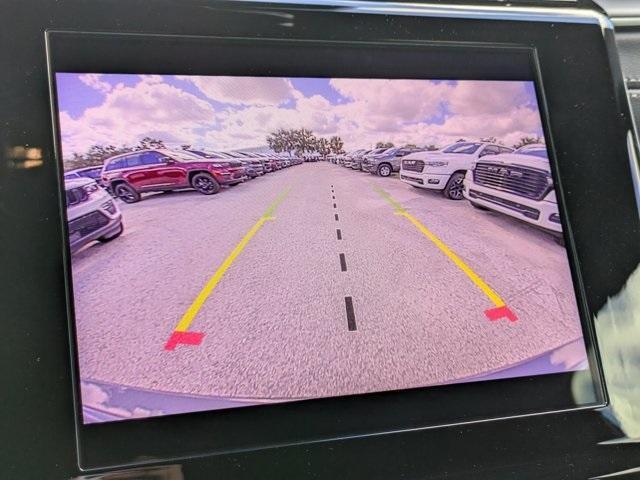 new 2025 Jeep Grand Cherokee car, priced at $37,475