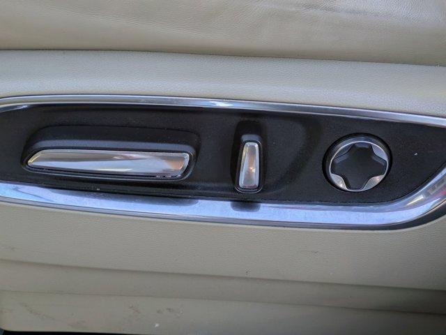 used 2020 Acura MDX car, priced at $27,991