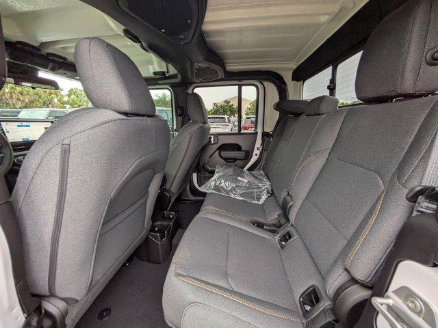 new 2025 Jeep Gladiator car, priced at $38,535