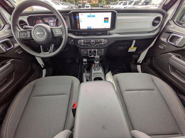 new 2025 Jeep Gladiator car, priced at $38,535