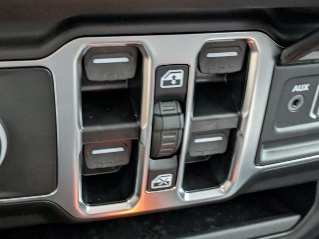 new 2025 Jeep Gladiator car, priced at $38,535