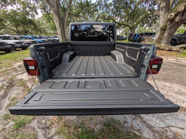 new 2025 Jeep Gladiator car, priced at $43,055
