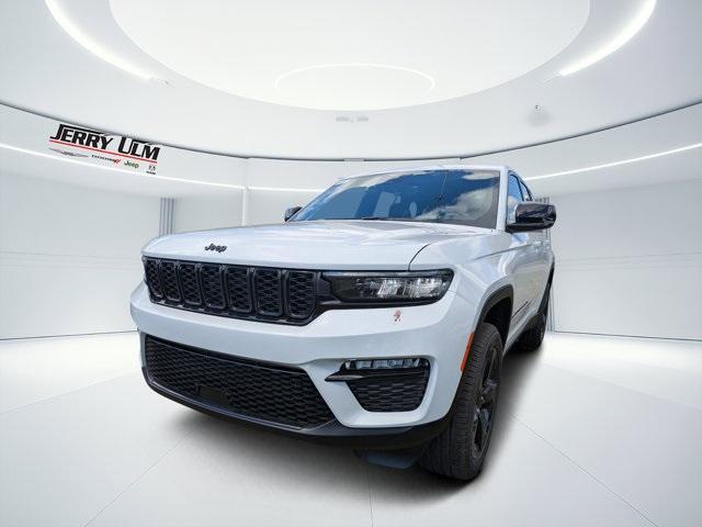 new 2025 Jeep Grand Cherokee car, priced at $37,875