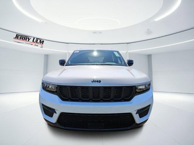 new 2025 Jeep Grand Cherokee car, priced at $35,938