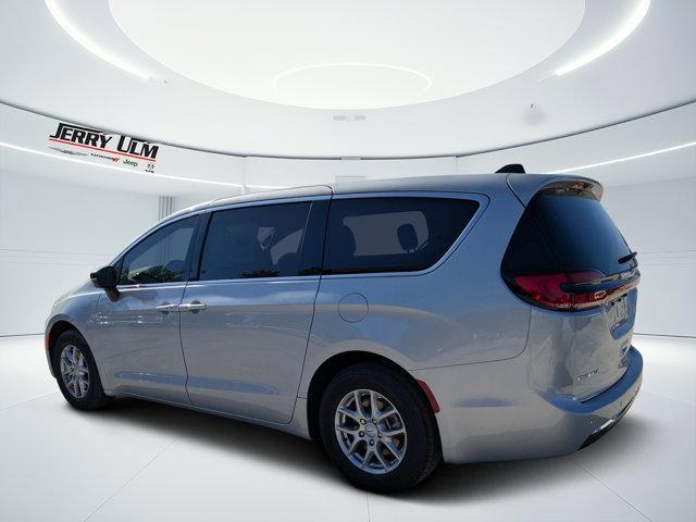 new 2026 Chrysler Pacifica car, priced at $45,991