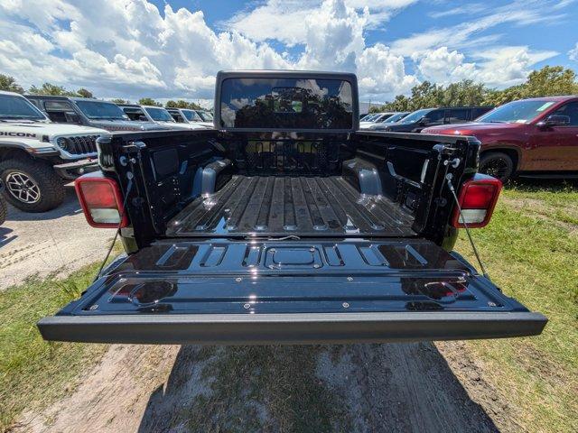 new 2025 Jeep Gladiator car, priced at $38,130
