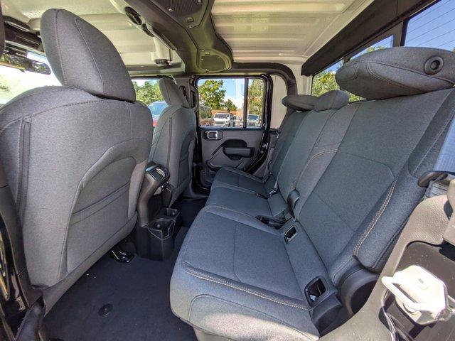 new 2025 Jeep Gladiator car, priced at $38,130