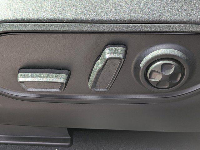 new 2025 Jeep Grand Cherokee L car, priced at $40,880