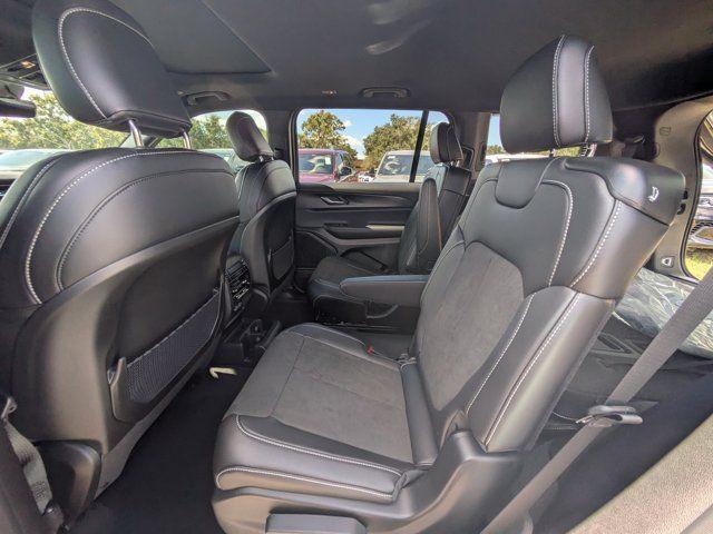 new 2025 Jeep Grand Cherokee L car, priced at $40,880