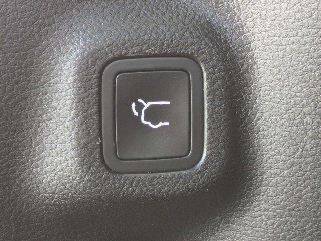 used 2023 Jeep Compass car, priced at $21,316
