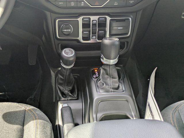 new 2026 Jeep Gladiator car, priced at $44,010