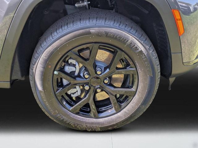 new 2025 Jeep Grand Cherokee L car, priced at $37,725