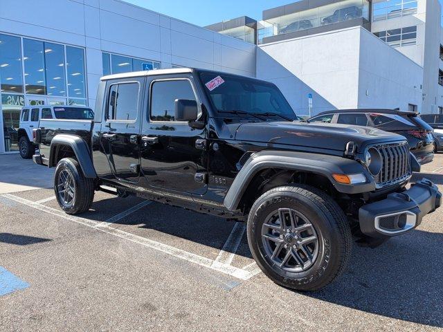 new 2025 Jeep Gladiator car, priced at $36,747