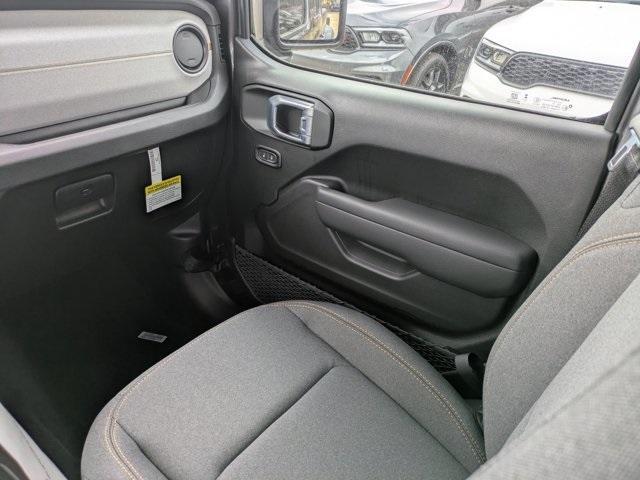 new 2026 Jeep Gladiator car, priced at $45,505