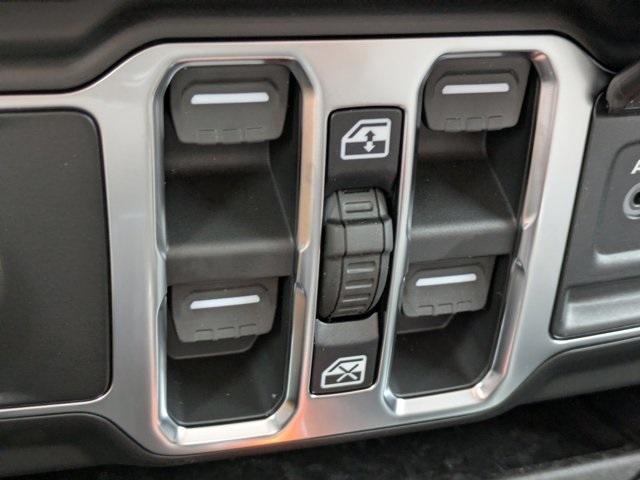 new 2026 Jeep Gladiator car, priced at $45,505