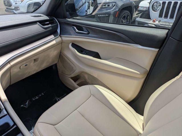 used 2025 Jeep Grand Cherokee car, priced at $40,475