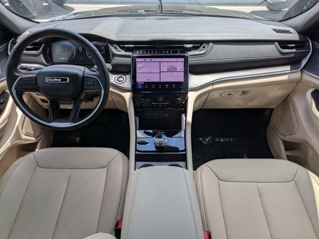 used 2025 Jeep Grand Cherokee car, priced at $40,475