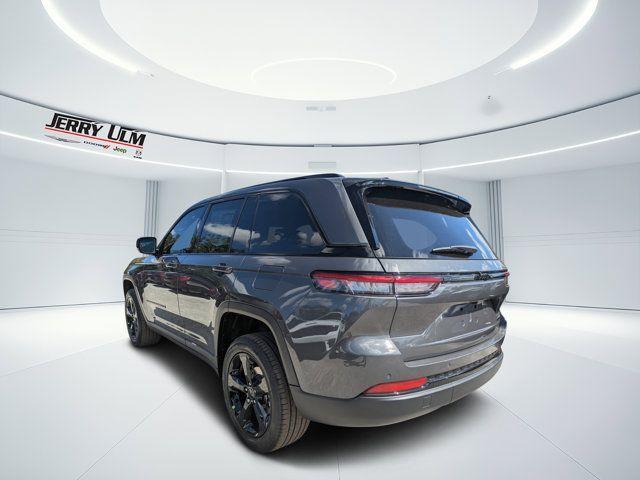 new 2025 Jeep Grand Cherokee car, priced at $38,470