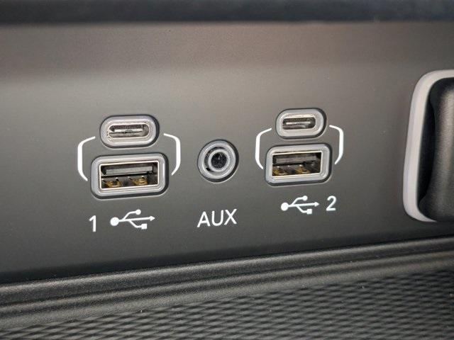 new 2025 Jeep Grand Cherokee car, priced at $37,620