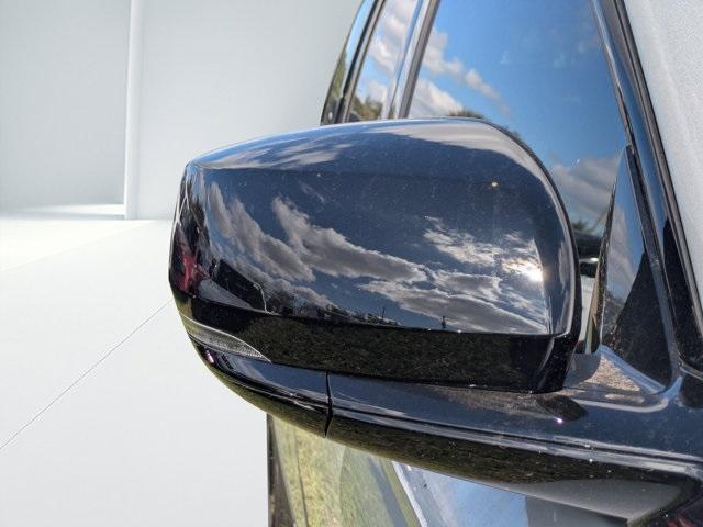 new 2025 Jeep Grand Cherokee car, priced at $37,620