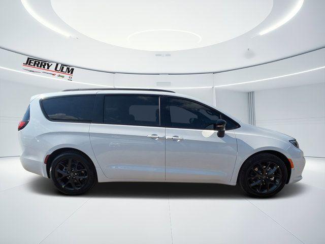 new 2026 Chrysler Pacifica car, priced at $50,525