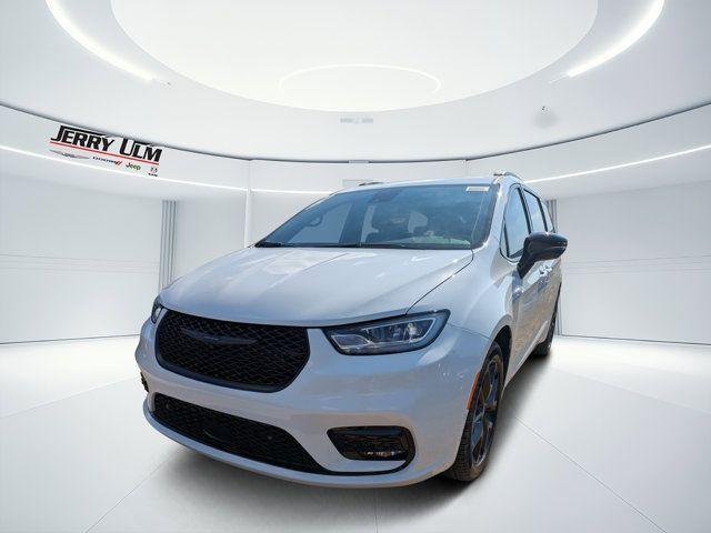 new 2026 Chrysler Pacifica car, priced at $50,525